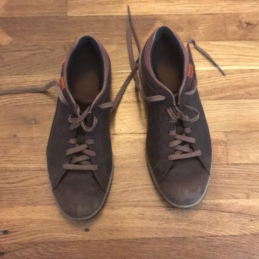 Columbia Leather Shoes